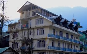 Hotel Shandela Manali